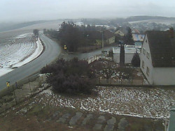 Vjezd do obce ze severu