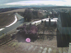 Vjezd do obce ze severu