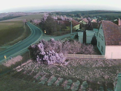 Vjezd do obce ze severu