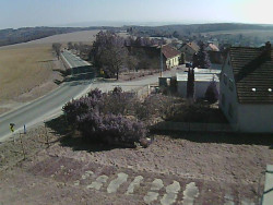 Vjezd do obce ze severu