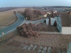 Vjezd do obce ze severu