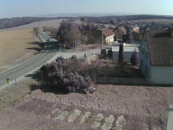 Vjezd do obce ze severu