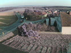 Vjezd do obce ze severu