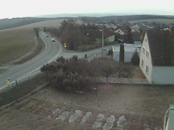 Vjezd do obce ze severu