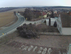 Vjezd do obce ze severu