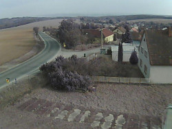 Vjezd do obce ze severu