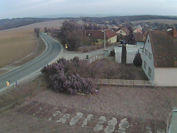 Vjezd do obce ze severu