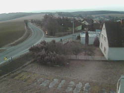 Vjezd do obce ze severu