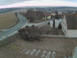 Vjezd do obce ze severu