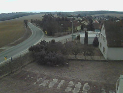 Vjezd do obce ze severu