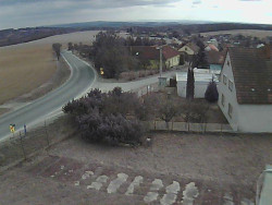 Vjezd do obce ze severu