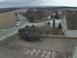 Vjezd do obce ze severu