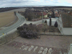 Vjezd do obce ze severu