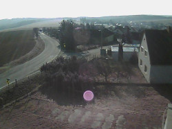 Vjezd do obce ze severu