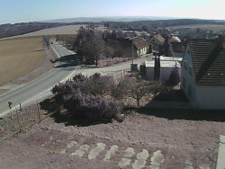 Vjezd do obce ze severu