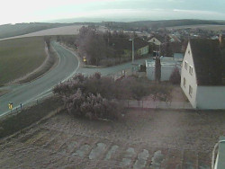 Vjezd do obce ze severu