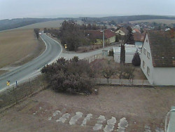 Vjezd do obce ze severu