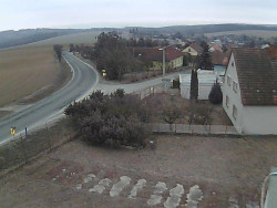 Vjezd do obce ze severu