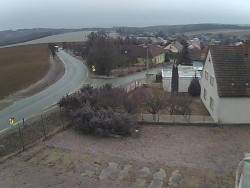 Vjezd do obce ze severu