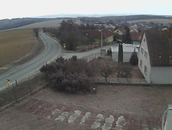 Vjezd do obce ze severu