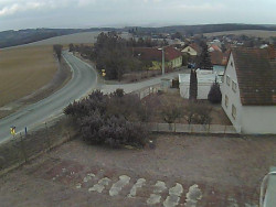 Vjezd do obce ze severu