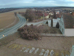 Vjezd do obce ze severu