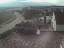 Vjezd do obce ze severu