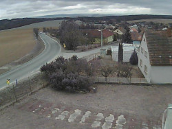 Vjezd do obce ze severu