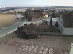 Vjezd do obce ze severu