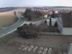 Vjezd do obce ze severu