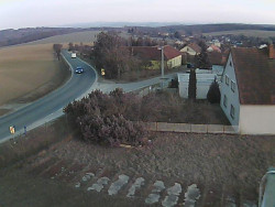 Vjezd do obce ze severu