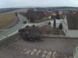 Vjezd do obce ze severu