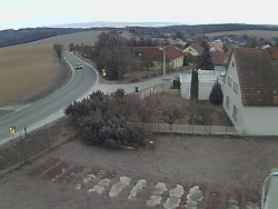 Vjezd do obce ze severu