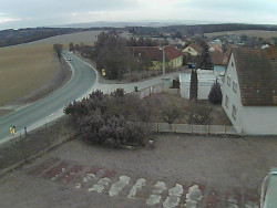 Vjezd do obce ze severu