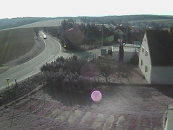 Vjezd do obce ze severu