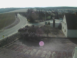 Vjezd do obce ze severu