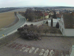 Vjezd do obce ze severu