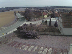 Vjezd do obce ze severu