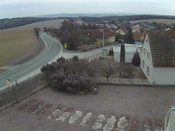 Vjezd do obce ze severu