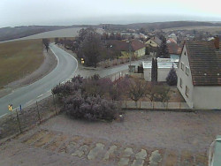 Vjezd do obce ze severu