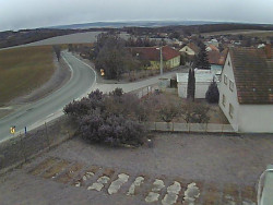 Vjezd do obce ze severu