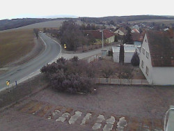 Vjezd do obce ze severu