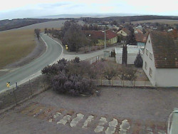 Vjezd do obce ze severu