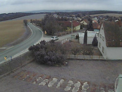 Vjezd do obce ze severu