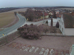 Vjezd do obce ze severu