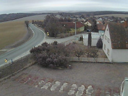 Vjezd do obce ze severu