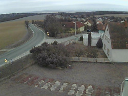 Vjezd do obce ze severu