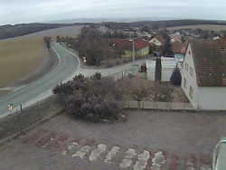 Vjezd do obce ze severu