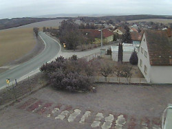 Vjezd do obce ze severu