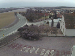 Vjezd do obce ze severu